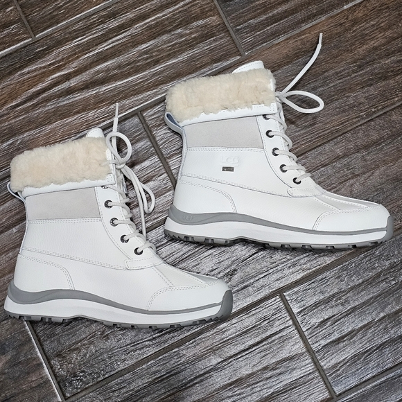 Ugg Adirondack III Quilt Boots Women's 9 Bright White/Gray - Picture 12 of 13